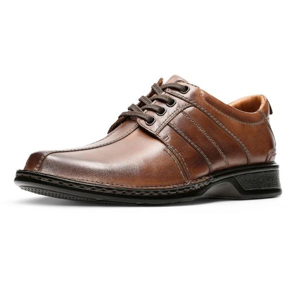clarks touareg